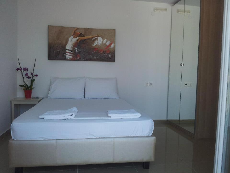 Harisis Apartments Olympiakí Aktí الغرفة الصورة