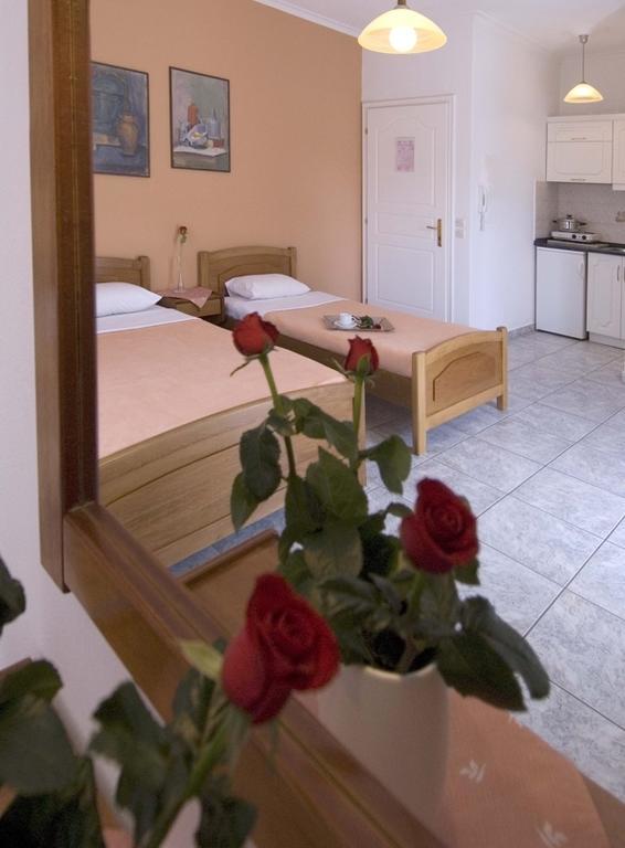Harisis Apartments Olympiakí Aktí الغرفة الصورة